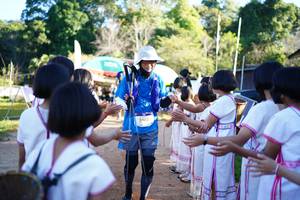 BIB: 2462
                            <button type="button" onclick="openModal(18992019)" class="btn btn-primary btn-sm float-right btn-popup" data-toggle="modal" data-target=".modal-high-quality">
                        <i class="fas fa-shopping-cart"></i> Add to Cart
                    </button>
                                            <button type="button" onclick="isThisMe(18992019, true)" class="btn btn-success btn-sm float-right btn-popup btn-isme hidden" data-toggle="tooltip" data-placement="bottom" title="นี่คือรูปของคุณใช่ไหม คลิกที่นี่เพื่อเอาเข้าอัลบั้ม">
                        <i class="fas fa-plus"></i> Add to album
                    </button>
                    <button type="button" onclick="isThisMe(18992019, false)" class="btn btn-warning btn-sm float-right btn-popup btn-isnotme hidden">
                        <i class="fas fa-ban"></i> Remove from album
                    </button>